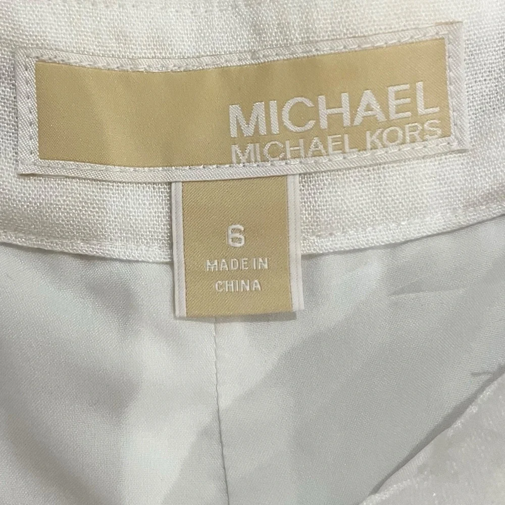 MICHAEL Michael Kors White Shorts Fully Lined Pleated Front Dressy Sz 6